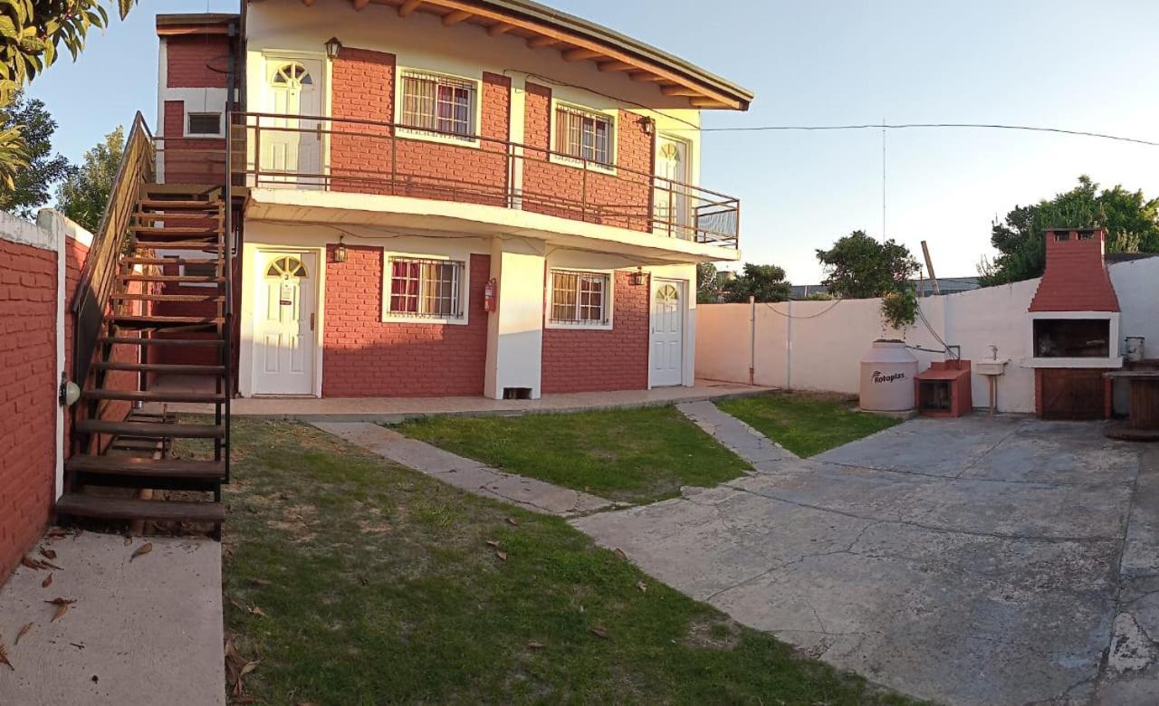 Hospedaje Bahuinias II Federacion Exterior photo